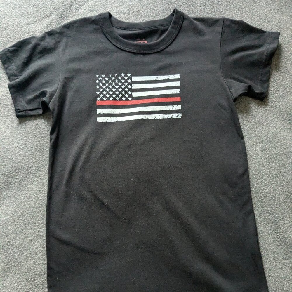 Kids Thin Red Line Flag Tee